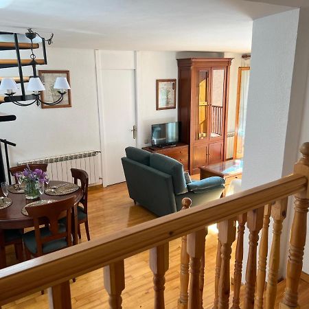 Appartement Precioso Duplex En Puigcerda Con Plaza De Parking Extérieur photo