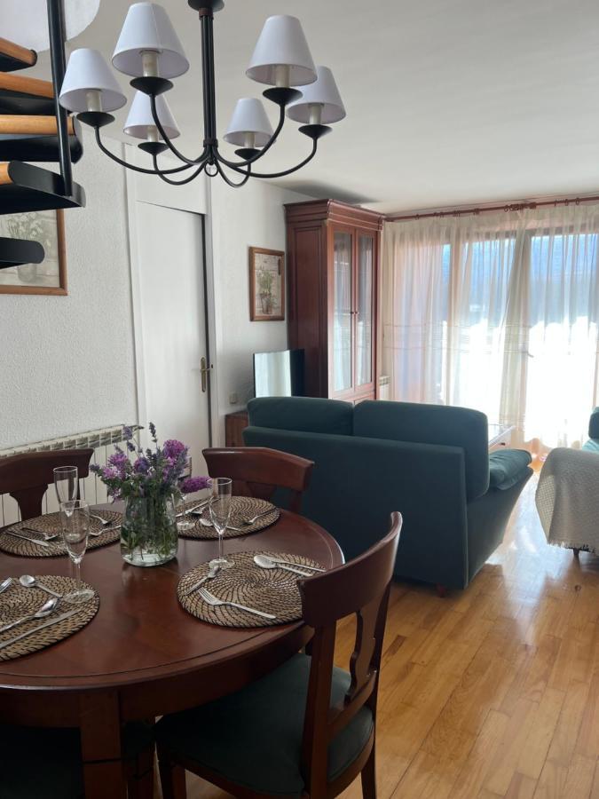 Appartement Precioso Duplex En Puigcerda Con Plaza De Parking Extérieur photo